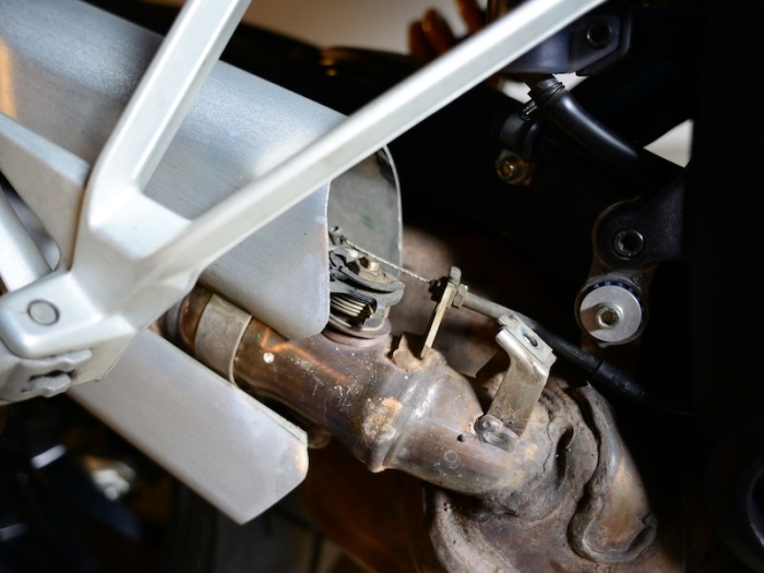 Multistrada exhaust valve adjustment part
