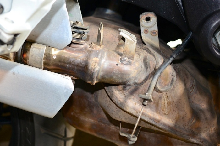 Exhaust adjustment valve open